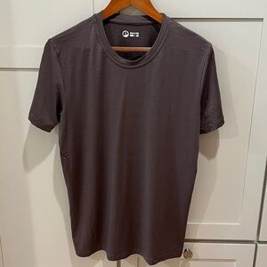 Plum size L Men’s Outlier Ultrafine Merino Cut One T-Shirt